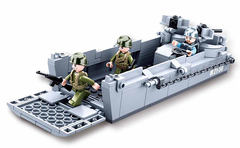 WWII D-Day Higgins Landing Craft Building Brick Kit (182 pcs)-3