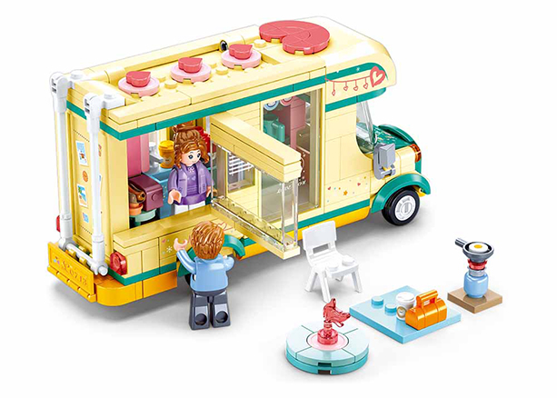 Winter Camper Trailer Building Brick Kit (314 pcs)-3