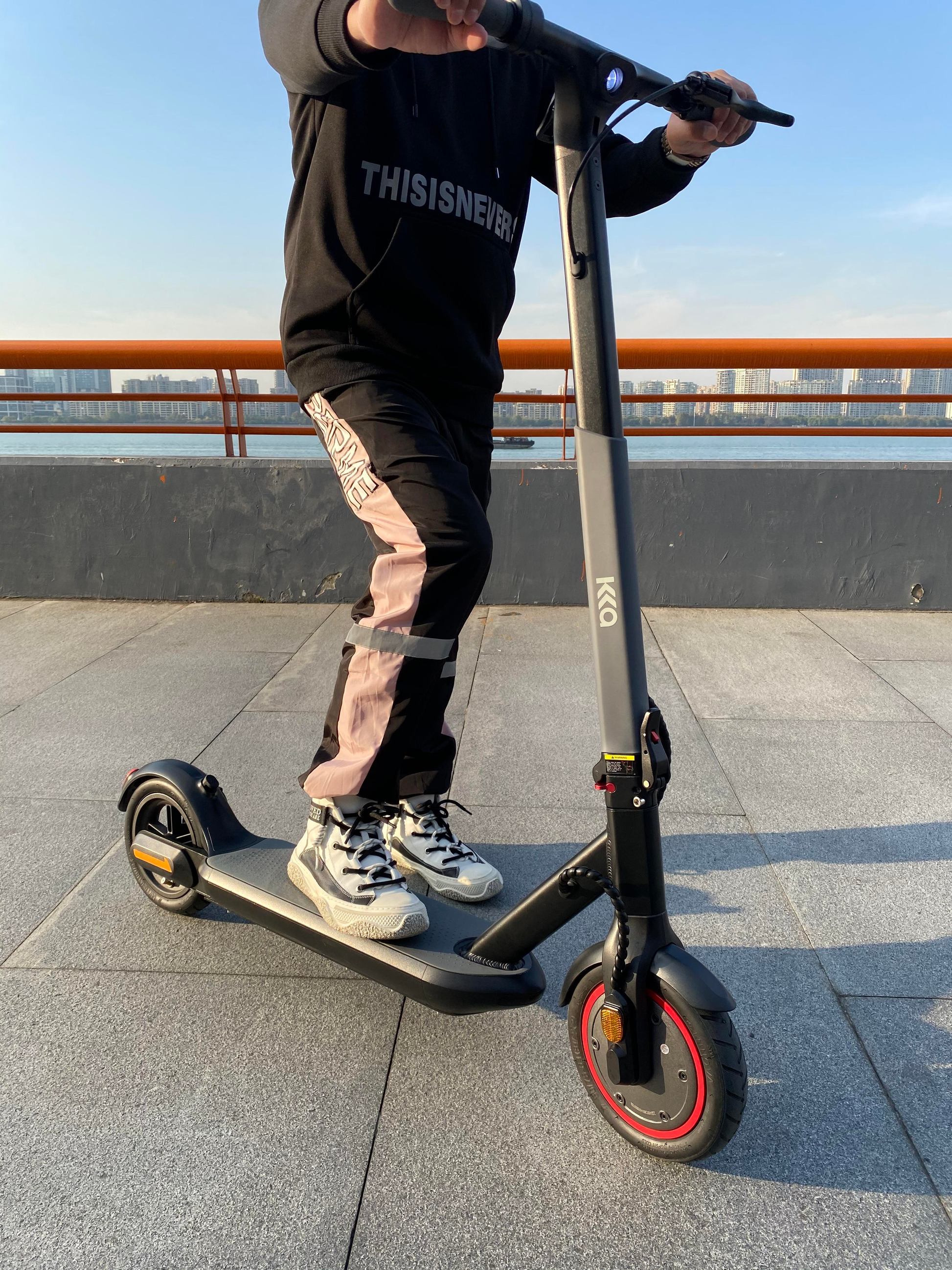 36V Freddo X1 E-Scooter. 350W motor, 16 mph, 8.5 inch tires, lightweight and foldable Black-5