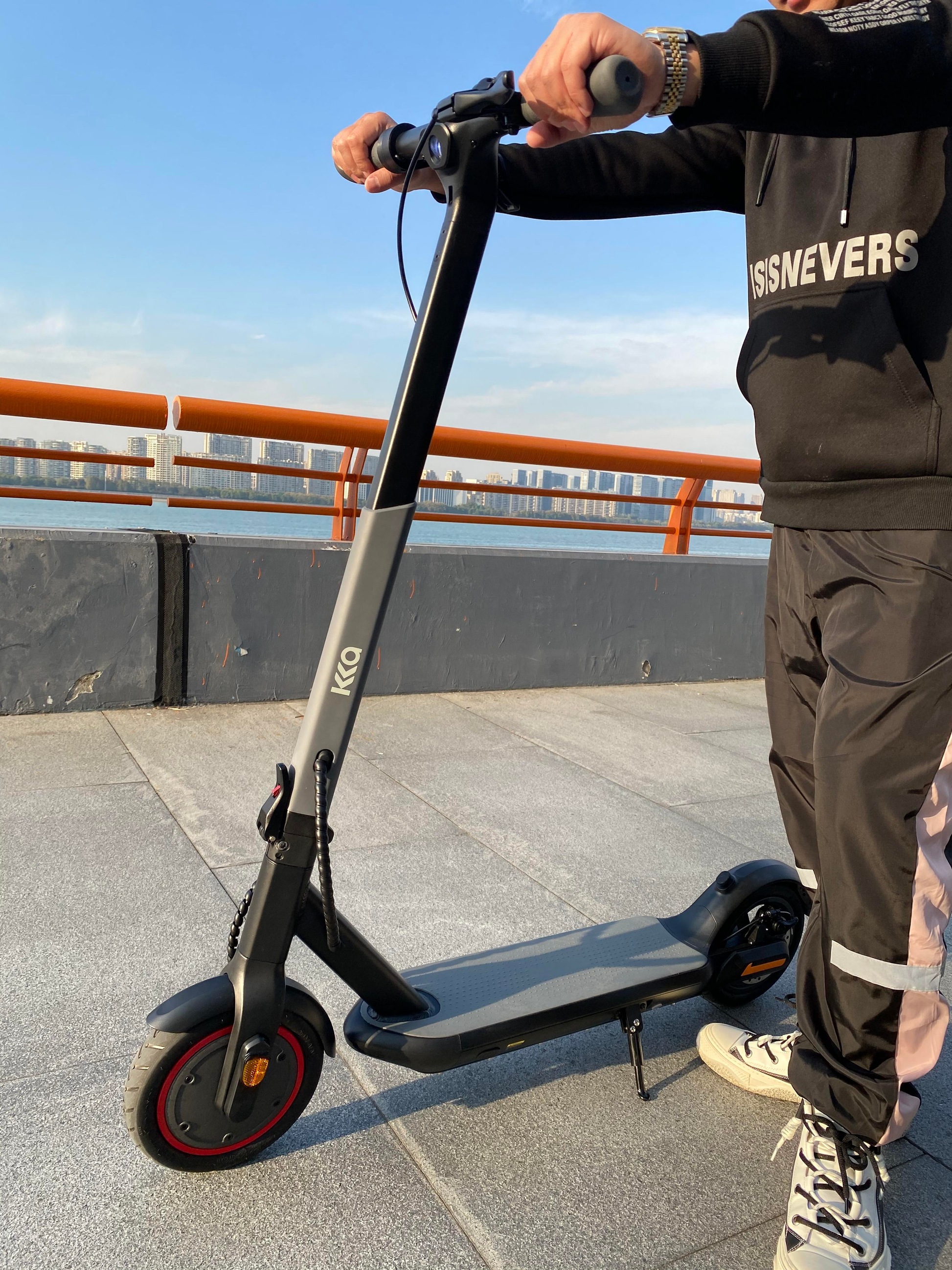 36V Freddo X1 E-Scooter. 350W motor, 16 mph, 8.5 inch tires, lightweight and foldable Black-6