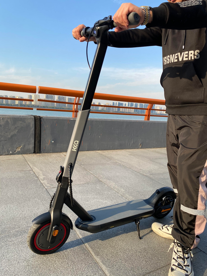 36V Freddo X1 E-Scooter. 350W motor, 16 mph, 8.5 inch tires, lightweight and foldable Black-6